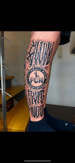 Heartbeat Tattooatelier Schweinfurt, Tattoo, 1 FC Nürnberg Tattoo, Tattoo GLUBB, Glubb Tattoo, Fantattoo, Bein, Wade