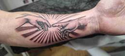 Tattoo Schweinfurt, Heartbeat Tattoo Schweinfurt, Tätowierer Schweinfurt, Tattoo Studio Schweinfurt, Tattoostudio Schweinfurt, Tattoo Würzburg, Tattoo Haßfurt, Tattoo Gerolzhofen, Feinline, tatoo, arm