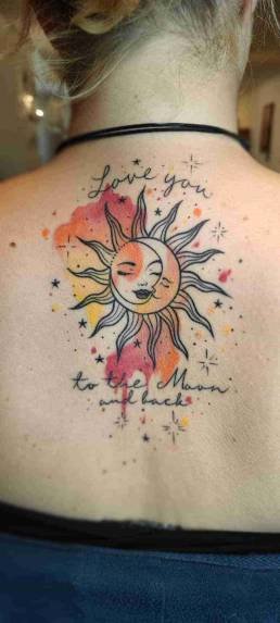 Tattoo Schweinfurt, Heartbeat Tattoo Schweinfurt, Tätowierer Schweinfurt, Tattoo Studio Schweinfurt, Tattoostudio Schweinfurt, Tattoo Würzburg, Tattoo Haßfurt, Tattoo Gerolzhofen, sonne