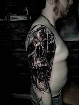 Heartbeat Schweinfurt, Schweinfurt Tattoo, Tattoo Schweinfurt, Schweinfurt Tätowierer, Tattoo stechen lassen Schweinfurt, bestes Tattoo Studio Schweinfurt, Tattoo Termine Schweinfurt, Best Tattoo Artists Schweinfurt, Mandala Tattoo Schweinfurt, Black & Grey Tattoo Schweinfurt, Beste Tattoo Studios in Schweinfurt,