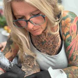 Alex Schreiber, Heartbeat Tattoo Schweinfurt, Schweinfurt Tattoo, Tattoo Studio Schweinfurt, Wo tattoo stechen lassen in Schweinfurt