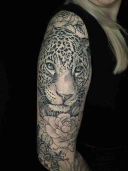 Heartbeat Schweinfurt, Schweinfurt Tattoo, Tattoo Schweinfurt, Schweinfurt Tätowierer, Tattoo stechen lassen Schweinfurt, bestes Tattoo Studio Schweinfurt, Tattoo Termine Schweinfurt, Best Tattoo Artists Schweinfurt, Mandala Tattoo Schweinfurt, Black & Grey Tattoo Schweinfurt, Beste Tattoo Studios in Schweinfurt,