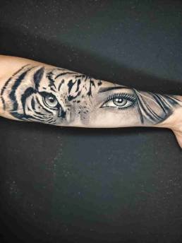 Heartbeat Schweinfurt, Schweinfurt Tattoo, Tattoo Schweinfurt, Schweinfurt Tätowierer, Tattoo stechen lassen Schweinfurt, bestes Tattoo Studio Schweinfurt, Tattoo Termine Schweinfurt, Best Tattoo Artists Schweinfurt, Mandala Tattoo Schweinfurt, Black & Grey Tattoo Schweinfurt, Beste Tattoo Studios in Schweinfurt,