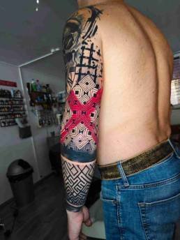 Heartbeat Schweinfurt, Schweinfurt Tattoo, Tattoo Schweinfurt, Schweinfurt Tätowierer, Tattoo stechen lassen Schweinfurt, bestes Tattoo Studio Schweinfurt, Tattoo Termine Schweinfurt, Best Tattoo Artists Schweinfurt, Mandala Tattoo Schweinfurt, Black & Grey Tattoo Schweinfurt, Beste Tattoo Studios in Schweinfurt,