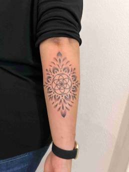 Heartbeat Schweinfurt, Schweinfurt Tattoo, Tattoo Schweinfurt, Schweinfurt Tätowierer, Tattoo stechen lassen Schweinfurt, bestes Tattoo Studio Schweinfurt, Tattoo Termine Schweinfurt, Best Tattoo Artists Schweinfurt, Mandala Tattoo Schweinfurt, Black & Grey Tattoo Schweinfurt, Beste Tattoo Studios in Schweinfurt,
