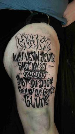 Heartbeat Schweinfurt, Schweinfurt Tattoo, Tattoo Schweinfurt, Schweinfurt Tätowierer, Tattoo stechen lassen Schweinfurt, bestes Tattoo Studio Schweinfurt, Tattoo Termine Schweinfurt, Best Tattoo Artists Schweinfurt, Mandala Tattoo Schweinfurt, Black & Grey Tattoo Schweinfurt, Beste Tattoo Studios in Schweinfurt,
